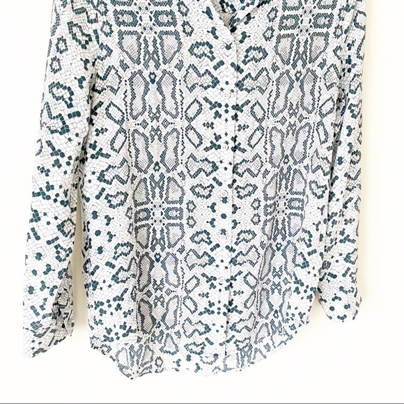 Equipment Essential Python Print Silk Shirt size small - Picture 6 of 16